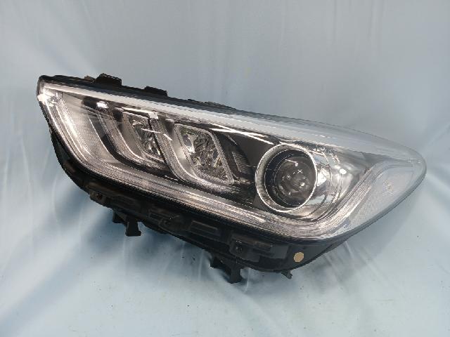 Head Lamp (left)  Genesis Genesis EQ900