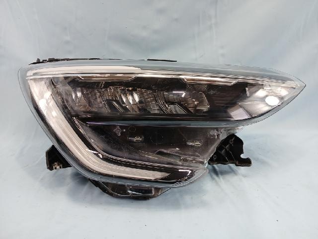 Head Lamp (right)  Renault Samsung XM3