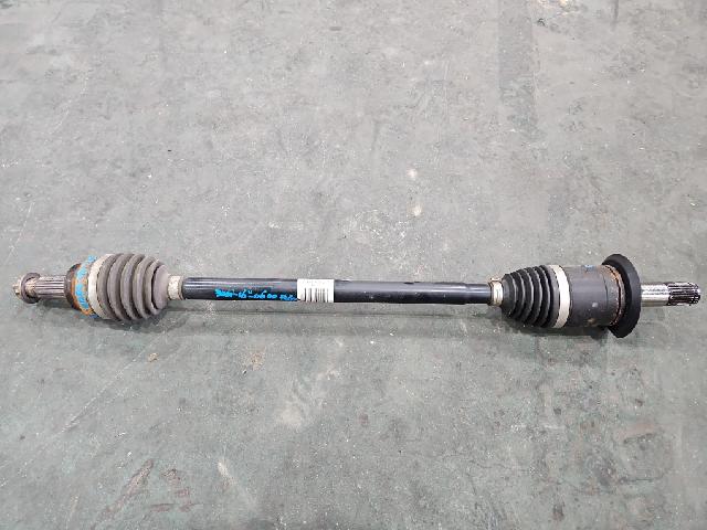 Front Wheel Drive (right) BMW(BMW) 320i
