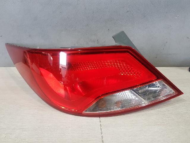 Фонарь задний (левый)  Hyundai Accent RB