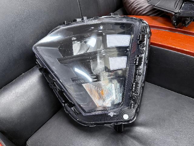 Head Lamp (left)  Hyundai Kona Hybrid (SX2) 인스퍼Ray션