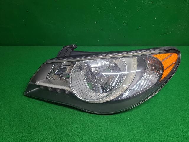 Фара передняя (левая)  Hyundai Avante Hybrid