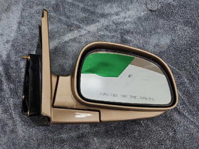 Боковое зеркало (правое)  Hyundai Santa Fe