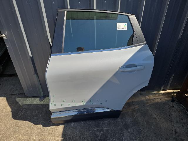 Rear Side Door (left)  Renault Samsung XM3