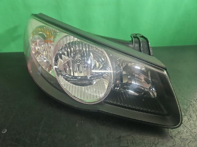 Head Lamp (right)  Hyundai Avante HD