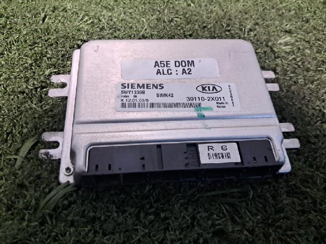 ECU Electronic Control Unit  Kia Rio SF 4DR 1.5 Si
