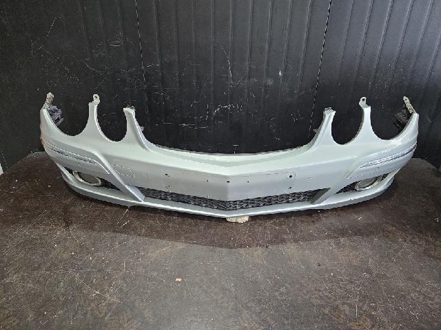 Front Bumper Mercedes Benz(Mercedes Benz) 200 Avantgarde