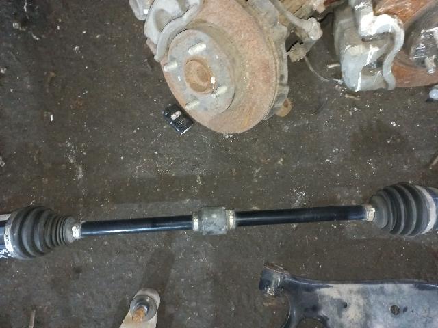 Front Wheel Drive (right)  Chevrolet/GM Daewoo The New Malibu