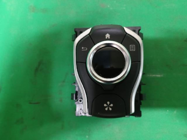 iDRIVE Controller Switch  Renault Samsung SM6