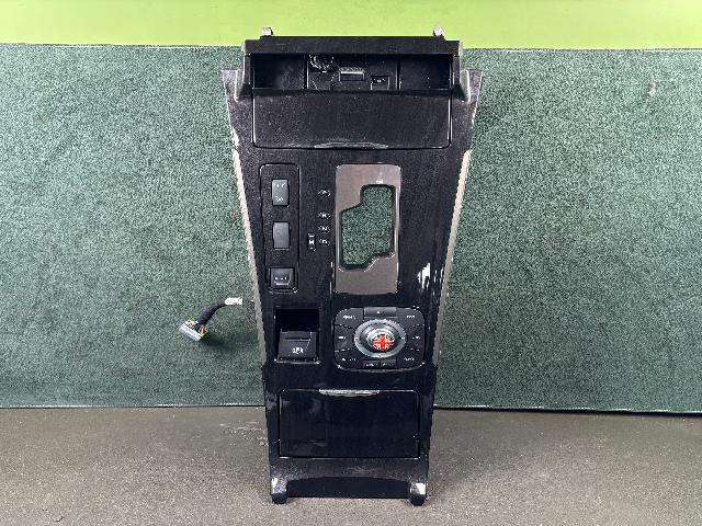 Units  Renault Samsung New SM7 Nova L47