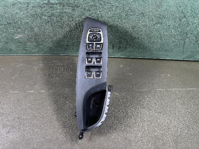 Блок управления стеклоподъемниками  Hyundai Grandeur HG