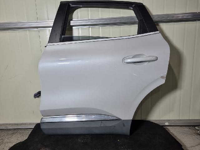 Rear Side Door (left)  Renault Samsung XM3