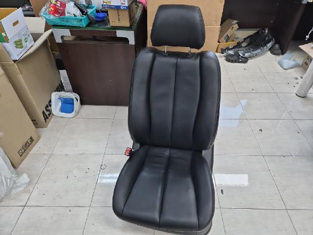 Seats  Hyundai NF Sonata Transform