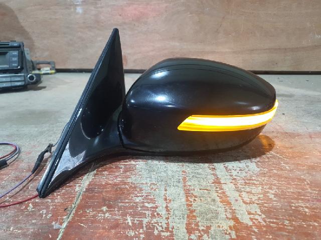 Side Back Mirror (left)  Kia Opirus Premium