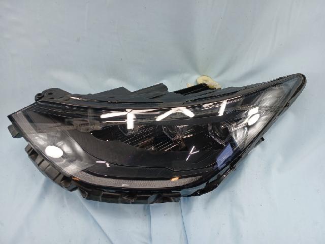 Head Lamp (left)  Hyundai Sonata DN8