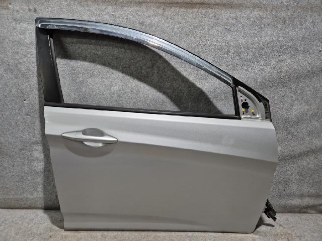 Front Side Door (right)  Hyundai Accent RB