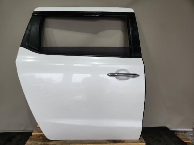 Rear Side Door (right)  Kia TheNewCarnival