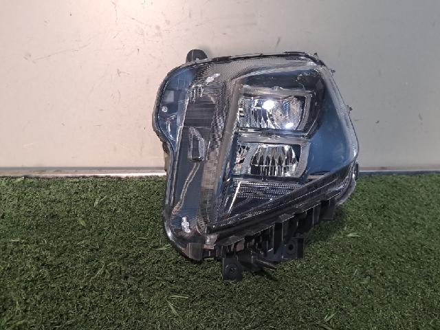 Head Lamp (right)  Hyundai Tucson NX4