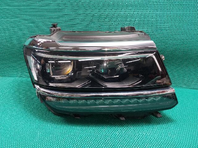 Head Lamp (right)  Volkswagen(Volkwagen) 2.0 Premium