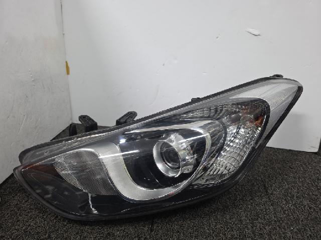 Head Lamp (left)  Hyundai i30 GD