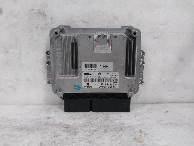 ECU Electronic Control Unit  Hyundai Grand Starex