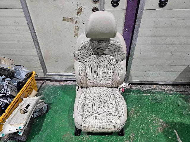 Seats  Genesis Genesis EQ900