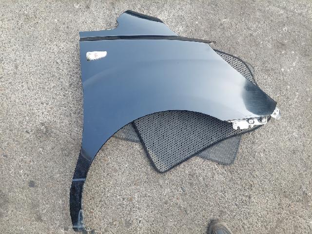 Front Fender (right)  Hyundai Grand Starex