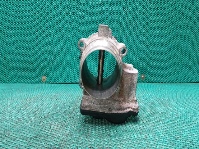 Throttle  Kia Sorento4Series Hybrid