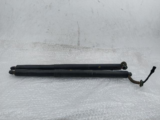 Trunk Lid Shock Absorber  BMW(BMW) New X1 xDrive 18d
