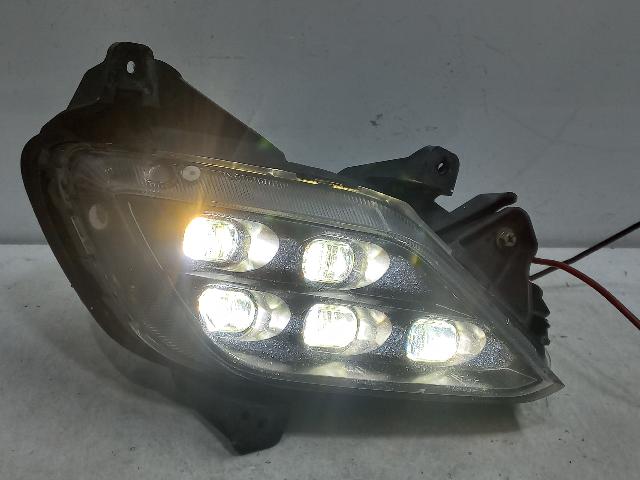 Fog Lamp (left)  Hyundai Grandeur HG