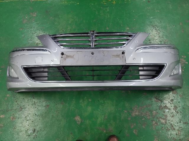 Бампер передний  Hyundai Genesis