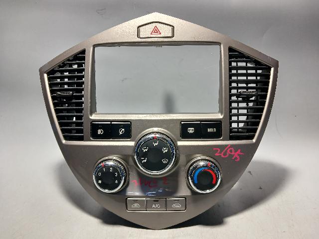 Control Panel Console  Kia Carens 2