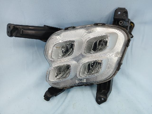 Fog Lamp (left)  Kia all new Sorento