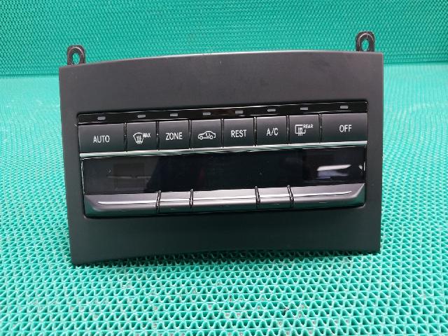 Climate Control Unit  Mercedes Benz(Mercedes Benz) E Class(C207)