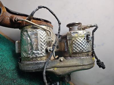 지파츠 자동차 중고부품 289B02F130 촉매