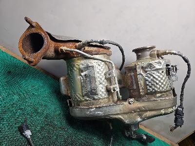 지파츠 자동차 중고부품 289B02F130 촉매