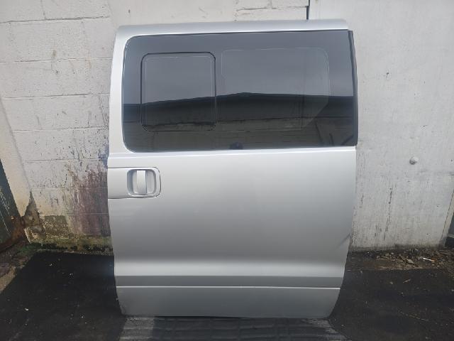 Rear Side Door (left)  Hyundai Grand Starex