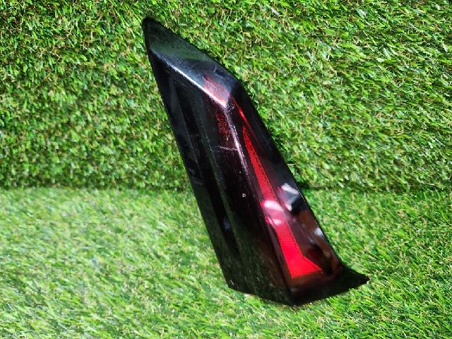 Reflector light (right)  Kia The New K5 3Series