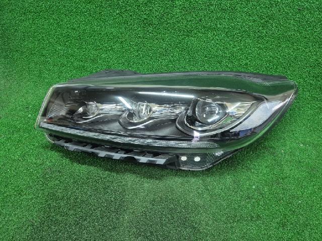 Head Lamp (left)  Kia Sorento The Master