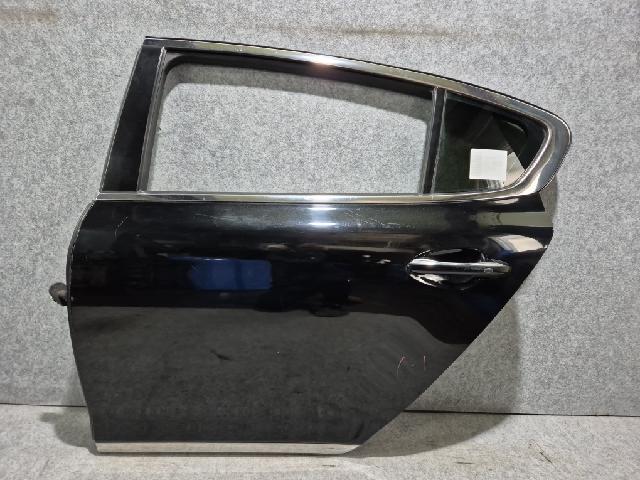 Rear Side Door (left)  Kia K9