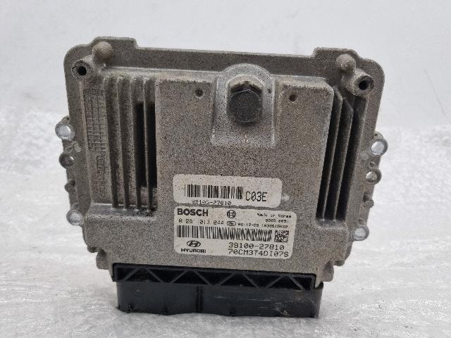 ECU Electronic Control Unit  Hyundai Santa Fe CM