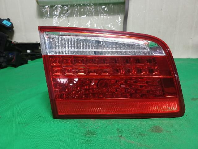 Back Finisher Trunk Light (left)  Kia Lotze Advance