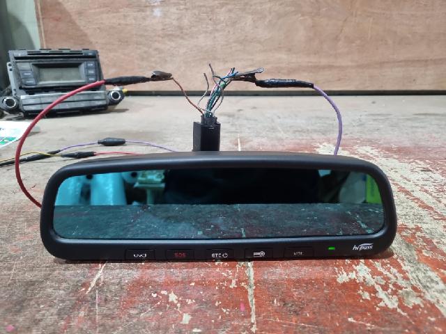 Rear View Mirror  Kia TheNewCarnival