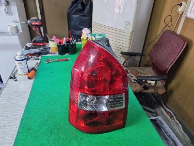 지파츠 자동차 중고부품  컴비네이션램프,후미등,데루등