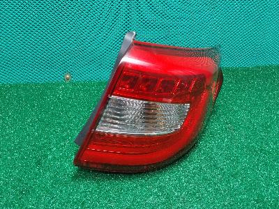 지파츠 자동차 중고부품 92402C1200 컴비네이션램프,후미등,데루등