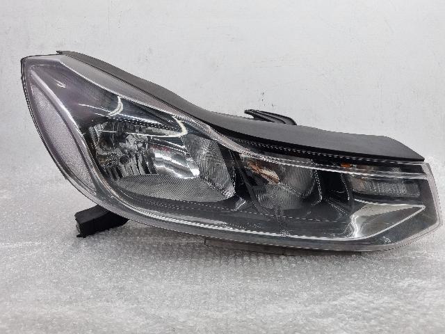 Head Lamp (right)  Chevrolet/GM Daewoo The New Trax