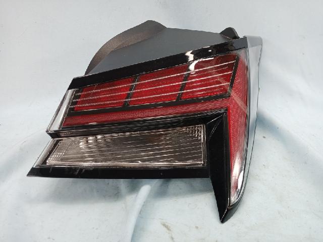 Rear Tail Lamp (right)  Hyundai Avante 7Series