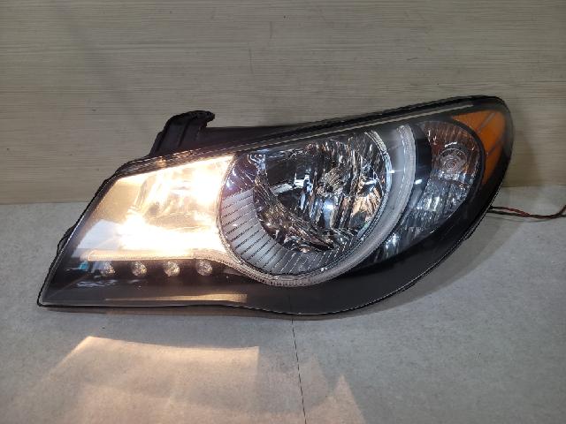 Head Lamp (left)  Hyundai Avante Hybrid