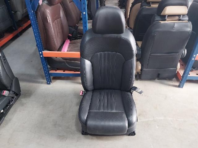 Seats  Genesis Genesis EQ900