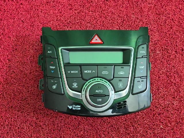 Climate Control Unit  Hyundai i30 GD